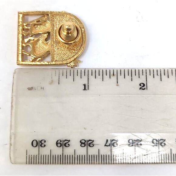 VTG Avon Jewelry Christmas Brooch Pin Mary Joseph Star of Bethlehem Gold Tone - Picture 4 of 4